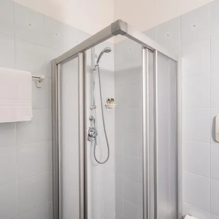 Ifigenia 3* Torbole Sul Garda