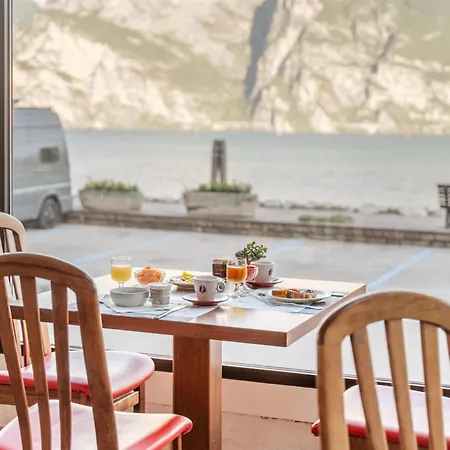 Ifigenia Hotel Torbole Sul Garda